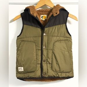 Bass Pro Shops Youth Hooded Vest M Olive Sherpa Lined Quilted Puffer